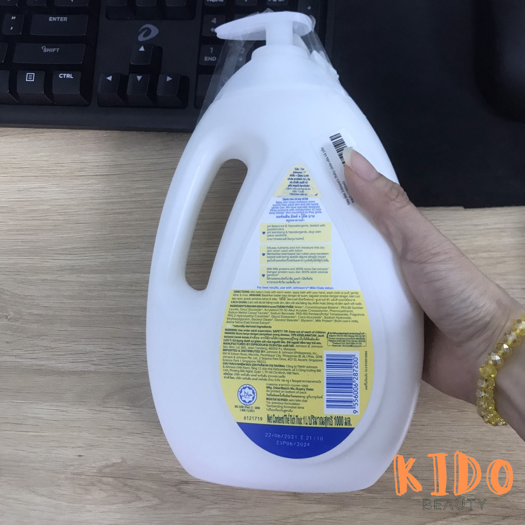 Sữa tắm em bé JOHNSON 'S Baby chiết xuất yến mạch và sữa | sữa gạo (Chai 1000ml / 200ml)