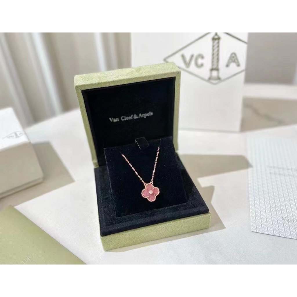 Dây Chuyền Mặt Cỏ Bốn Lá Đính Đá Hồng 18k Phiên Bản Giới Hạn Phong Cách Mới Năm 2021