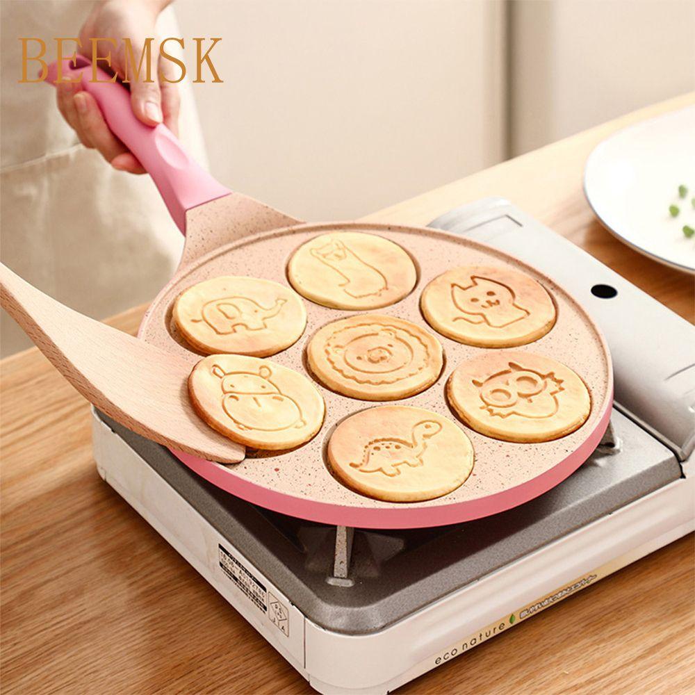 Chảo Chiên Trứng 7 Lỗ Tiện Dụng Cho Nhà Bếp
