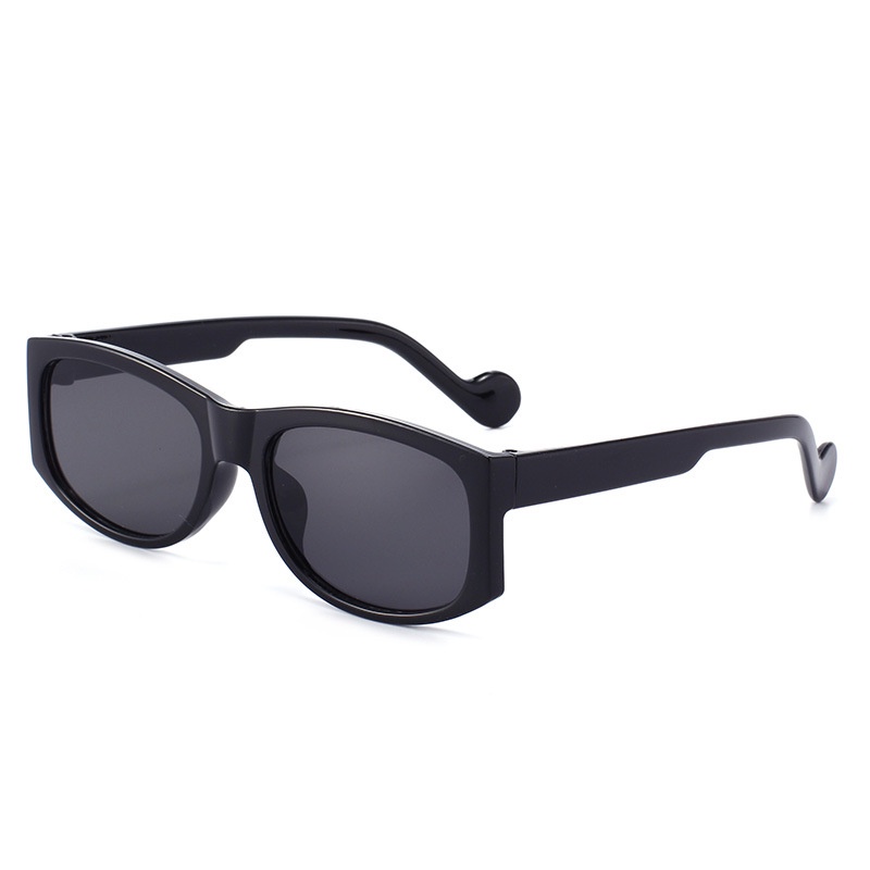 (KIQI-FASHION) COD Kính Mát Chống Tia UV Kiểu Dáng Đơn Giản Phong Cách Cổ Điển Mới Cho Nam Và Nữ