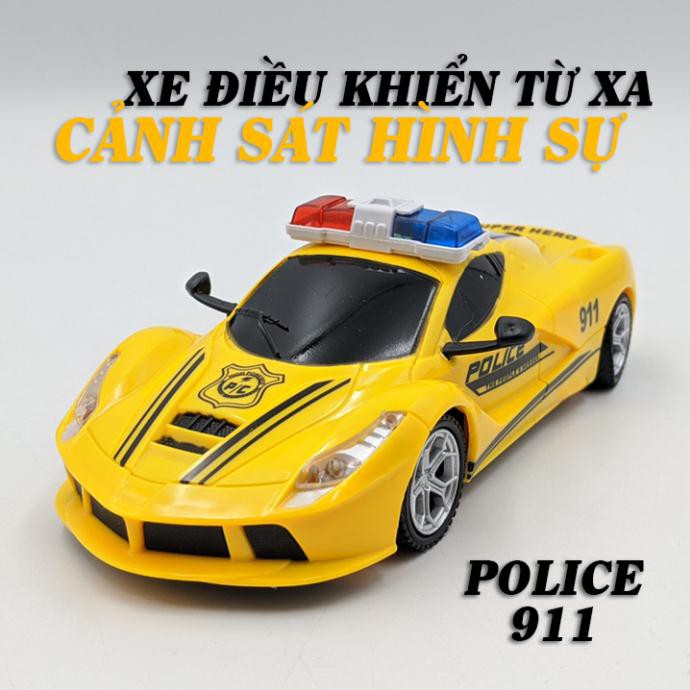 Siêu xe cảnh sát điều khiển