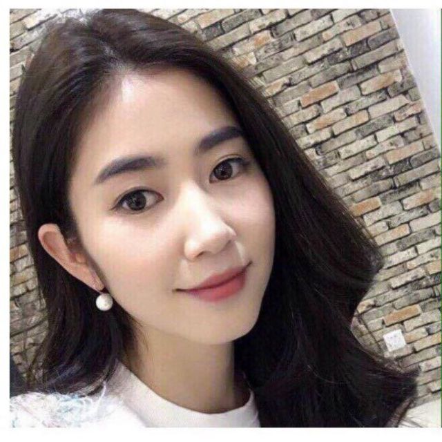 Khuyên tai móc cách điệu