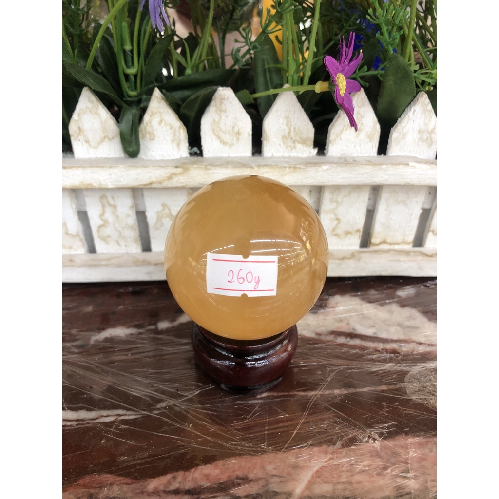 Quả cầu phong thủy đá vàng - Đường kính 4cm; 4,1cm; 4,2cm; 4,8cm; 4,9cm; 5cm; 5,1cm; 5,2cm và 5,7cm