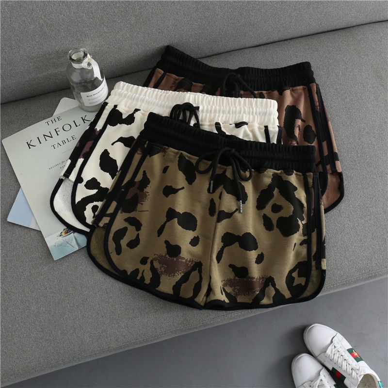 Quần short thể thao lưng cao ống rộng họa tiết da báo thời trang cho nữ