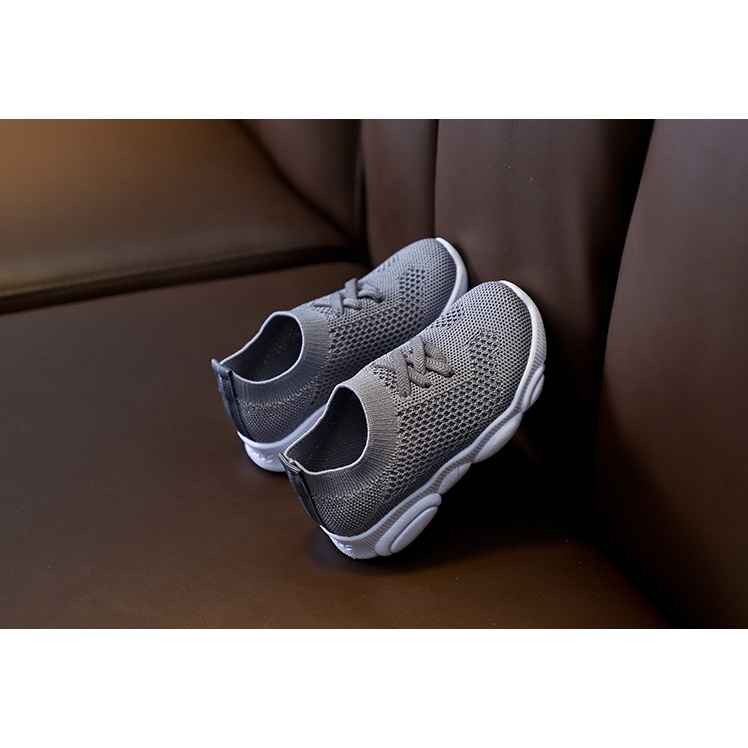 Giày thể thao lười cao cấp cho bé 1-10 tuổi. BABYLINK