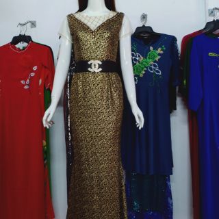 Đầm trung niên dạ hội