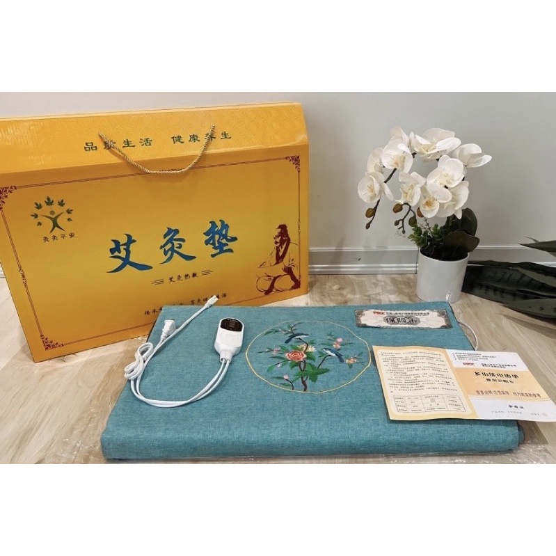 Đệm điện sưởi ấm ngải cứu ,giúp lưu thông khí huyết ,rất cho sức khỏe.