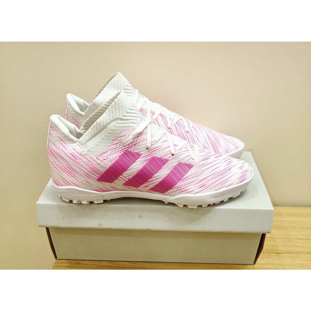 Giày Bóng Đá Sân Cỏ Nhân Tạo TQ Nemeziz 18.3 TF Màu Hồng Chống nước tốt, độ bền rất cao