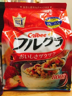 Ngũ cốc ăn sáng Calbee 800g