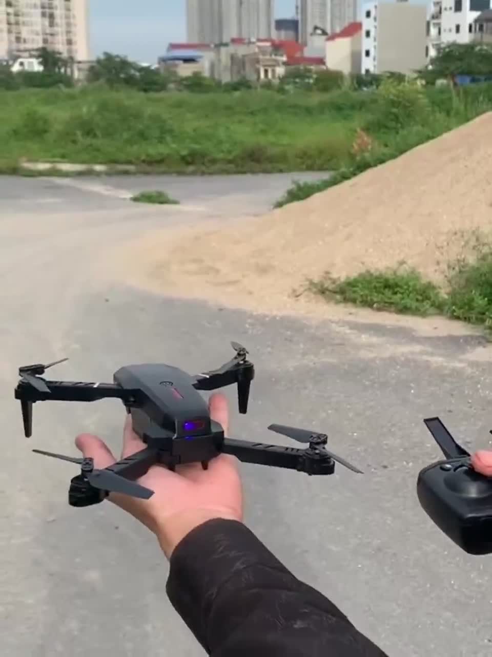 FLYCAM E88Max , FLYCAM GIÁ RẺ ĐỘNG CƠ KHÔNG CHỔI THAN, KẾT NỐI TRỰC TIẾP ĐIỆN THOẠI | BigBuy360 - bigbuy360.vn