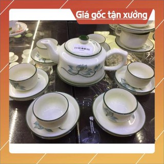 Bộ ấm chén vẽ hoa sen xanh kẻ chỉ Bát Tràng
