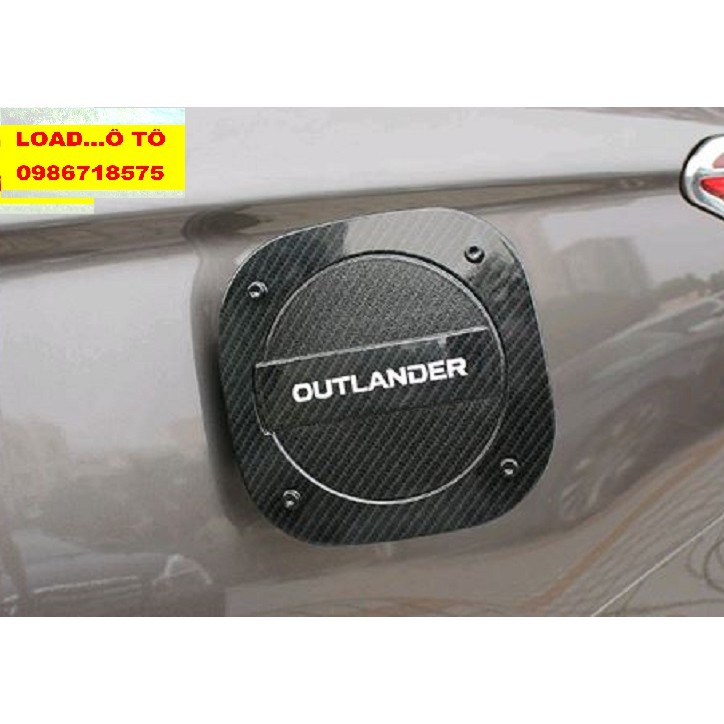 Ốp Nắp Bình Xăng Carbon Xe Mitsubishi Outlander 2018-2021 Cao Cấp
