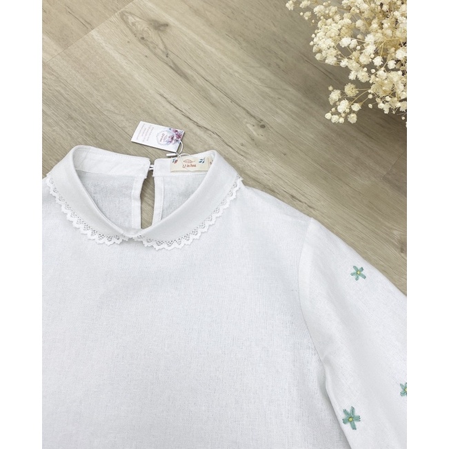 Áo trắng thêu tay linen phối ren cổ sơmi LÁ IN HOA