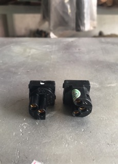 Set 2 Hạt công tắc 1 chiều, 2 chiều Sino S18 Vanlock