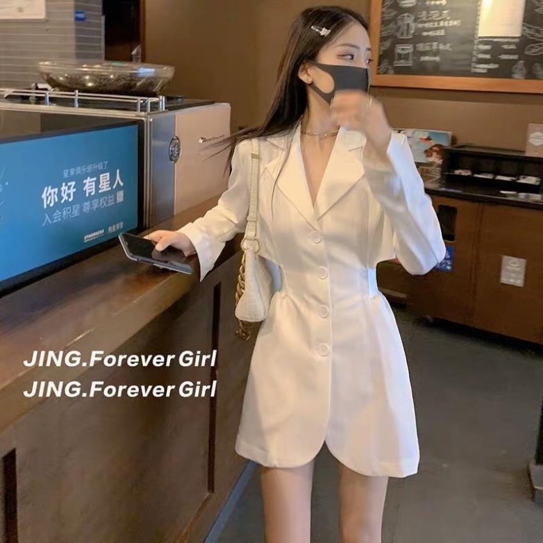 Váy liền thân dáng vest khoét eo phong cách cá tính