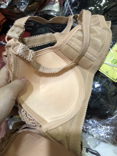 Áo ngực ren không mút không gọng trái to