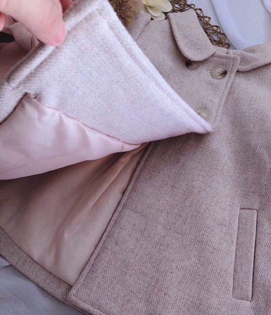 Áo khoác dạ bé gái