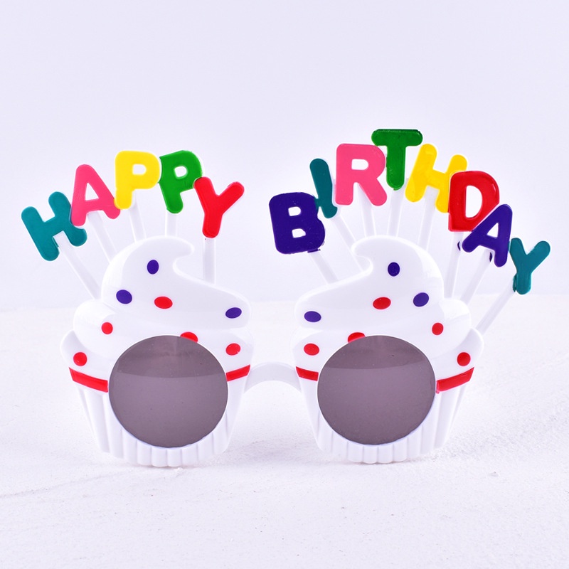 Mắt kính chữ Happy Birthday dùng làm phụ kiện chụp ảnh độc đáo