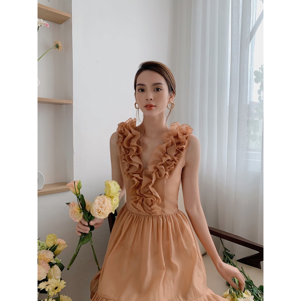 [Mã WABRWA15 giảm 15% đơn 300K] MOLLYNISTA- Đầm Rina nâu cổ bèo cột nơ lưng