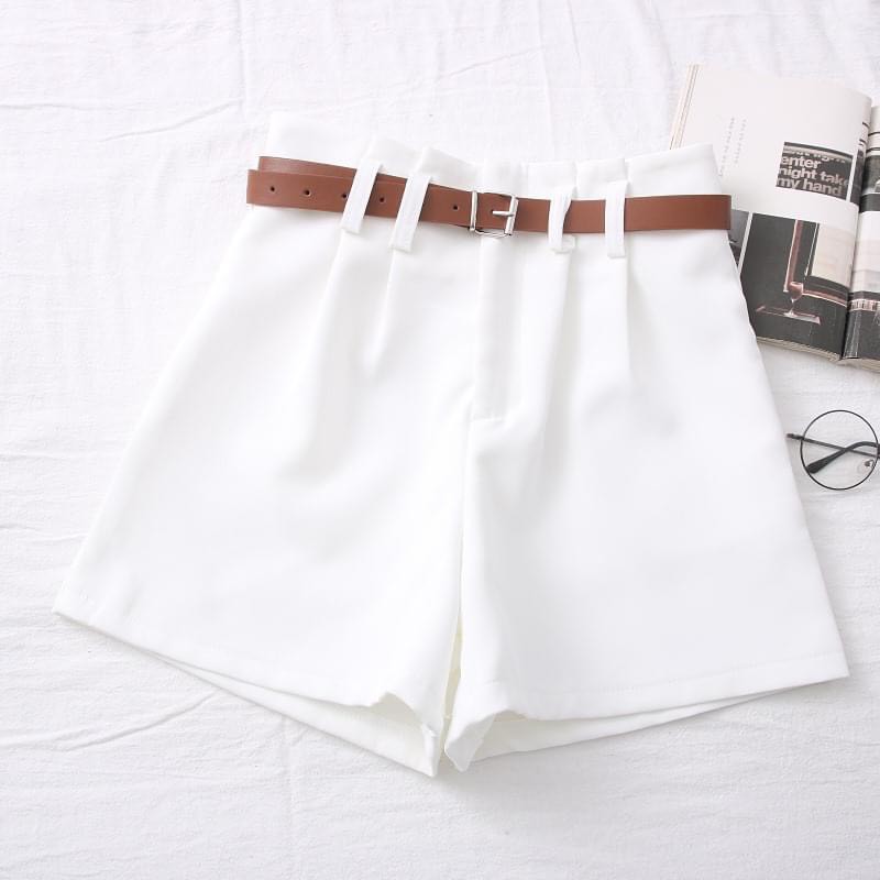 QUẦN SHORT 2 LY MẪU MỚI SIÊU ĐẸP CHẤT TUYẾT MƯA 5 MÀU THỜI TRANG BANAMO FASHION SHORT 2 LY KÈM BELT 636