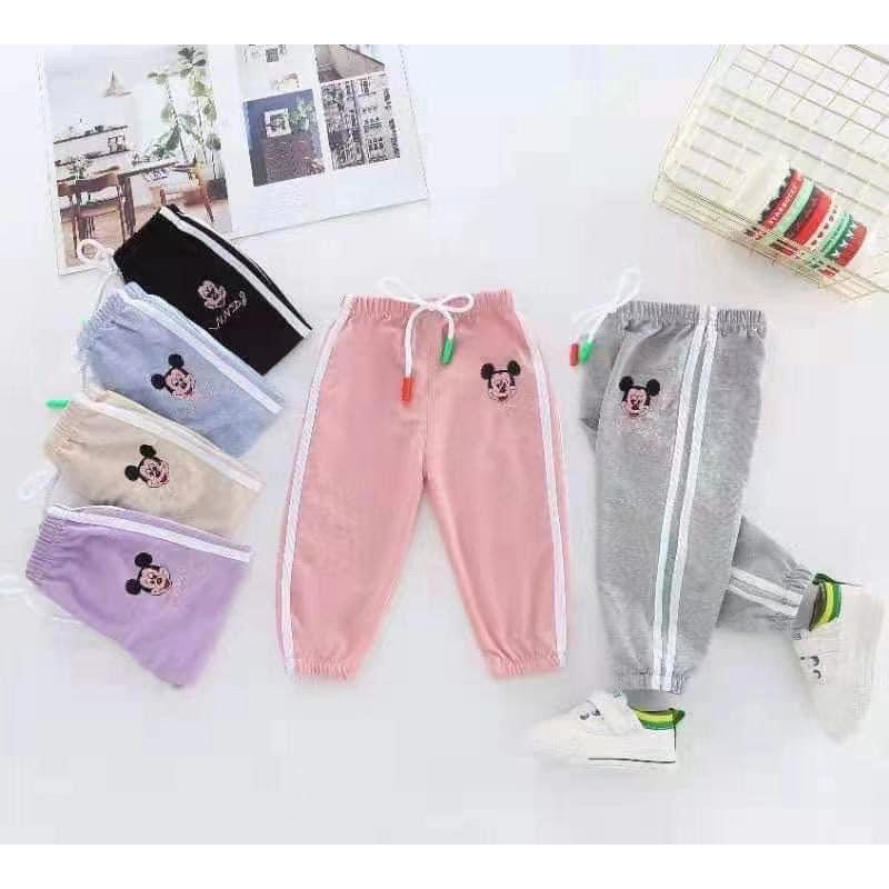 Quần đũi dáng thể thao cho bé