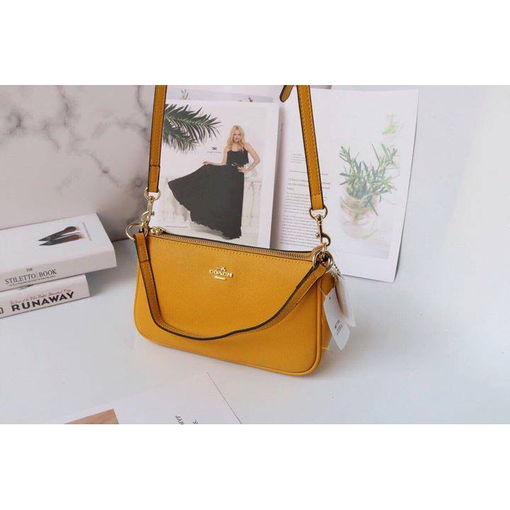 Túi coach mini vàng