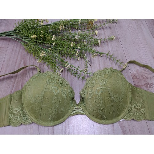 Áo lót nữ nâng ngực ILINA BON BON 3352 mút vừa phối ren