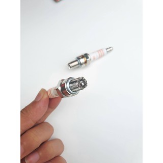 Bugi XE Máy 3 Chấu Platinum Nhập Khẩu