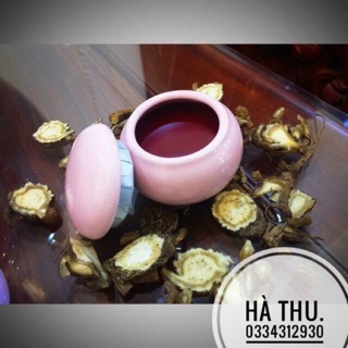 Thuốc bôi nứt nẻ môi chân tay