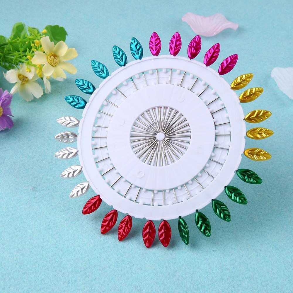 Kim may quần áo nhiều màu