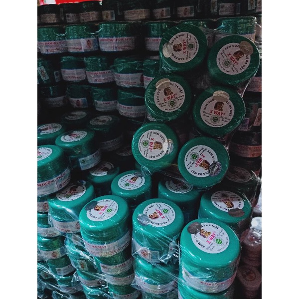 Kem XWAY dưỡng trắng da mặt.