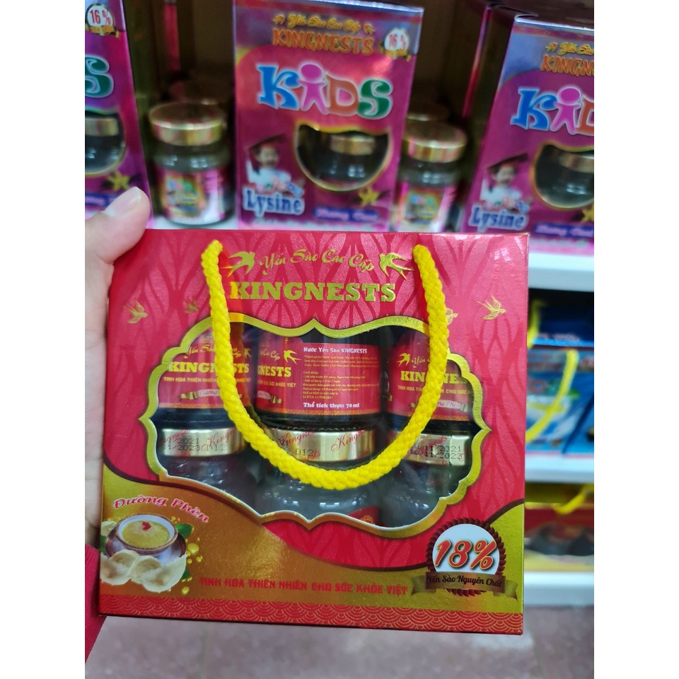 Yến sào cao cấp Kingnests chưng đường phèn 18% yến ( lốc 6 lọ x 70ml )