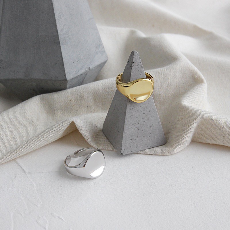 Nhẫn signet nam nữ BROO màu bạc vàng trơn có thể điều chỉnh size phong cách unisex - Signet Ring