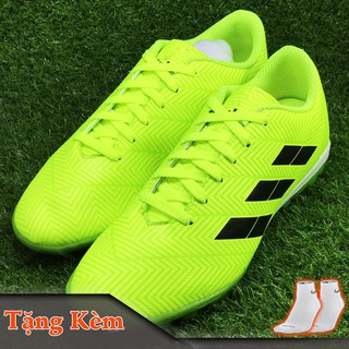 Giày đá bóng giày đá banh sân cỏ nhân tạo WINBRO xanh dạ quang, đã khâu mũi siêu bền (Tặng kèm vớ)