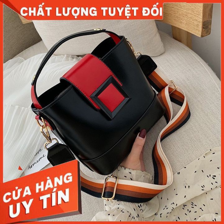 Túi Đeo chéo khóa vuông Hàn Quốc QN 01 | BigBuy360 - bigbuy360.vn