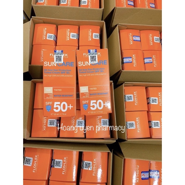 Kem chống nắng Floslek Sun Care Oil Free Tinted Cream SPF50+