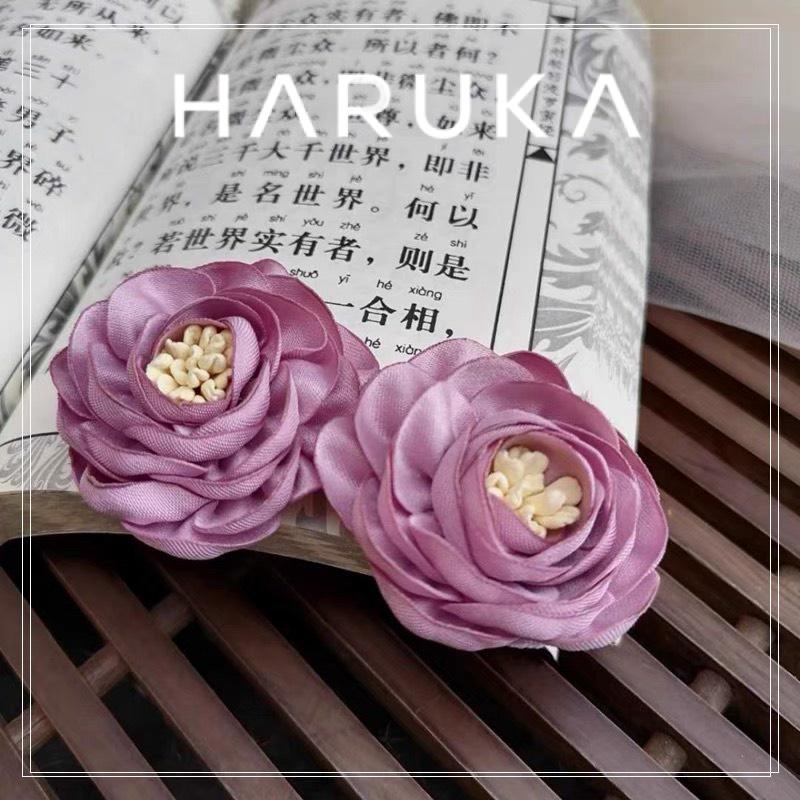Phụ kiện cài áo satin tag áo hoa mẫu đơn có nhụy cho nữ Haruka Accessories