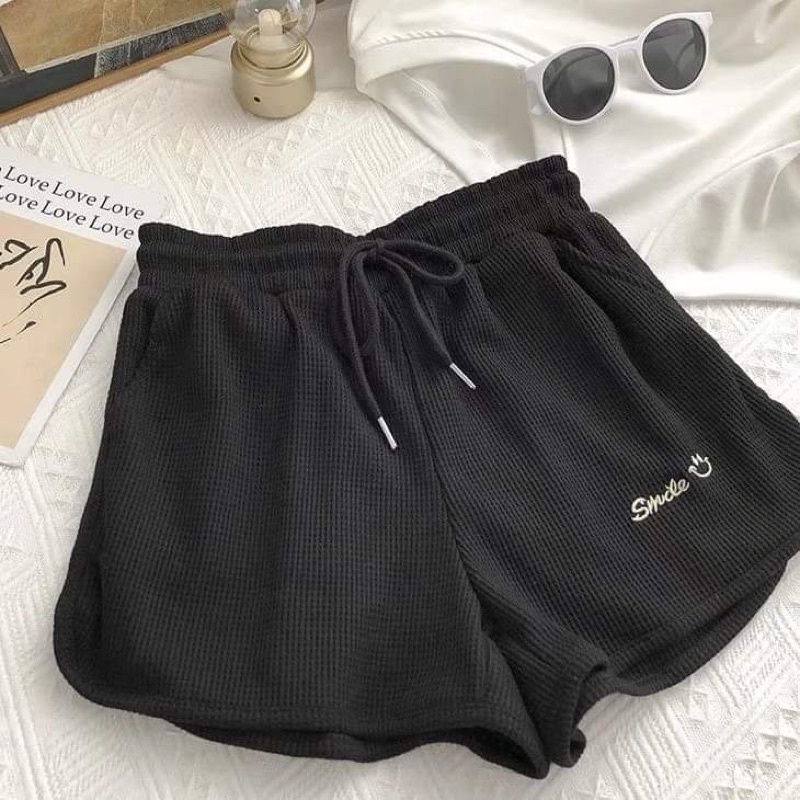 Quần đùi tổ ong smiler KA12