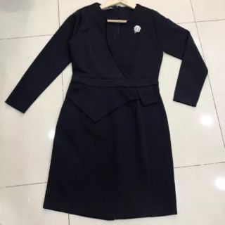 Đầm công sở đính bông