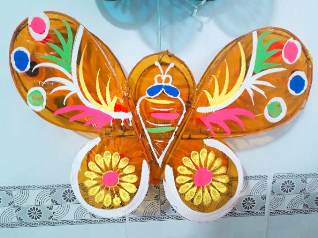 Lồng đèn Trung thu giấy kiếng hình con bướm