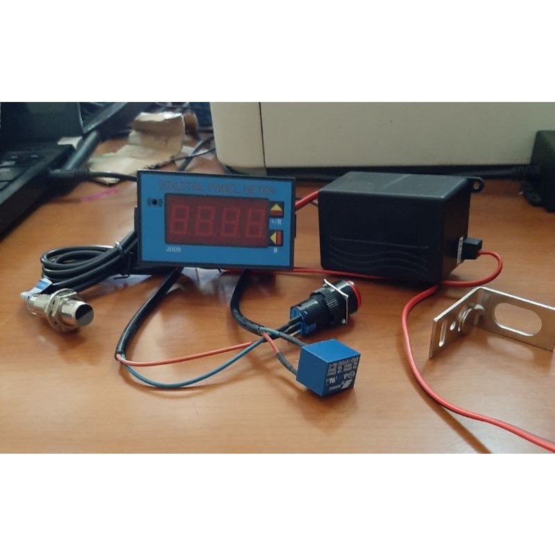 Bộ đếm số vòng có tiến - lùi - tự ngắt - cài đặt số vòng