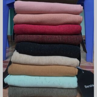 Áo thun cổ tim Bershka size M