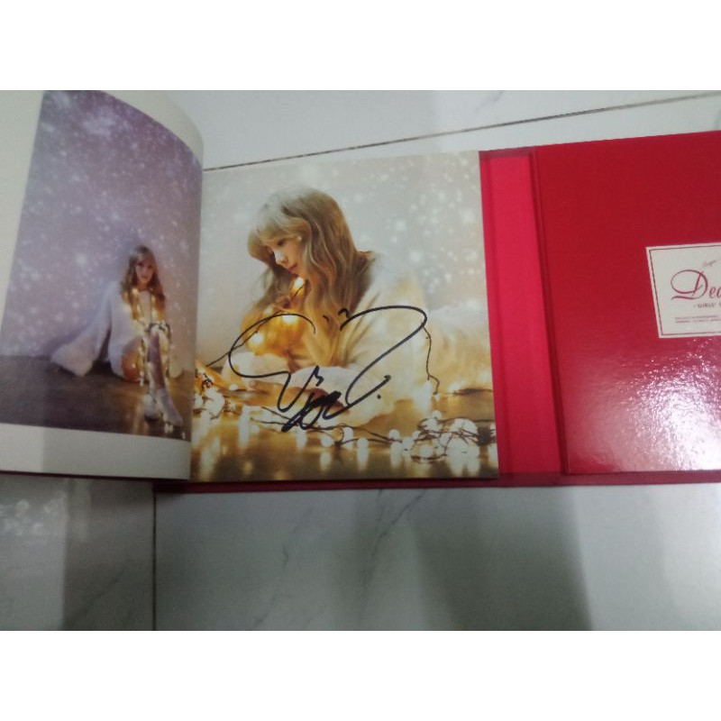 (Singed) Hình Album Dear Santa ver Đỏ - Girls Generation ( SNSD - TTS )