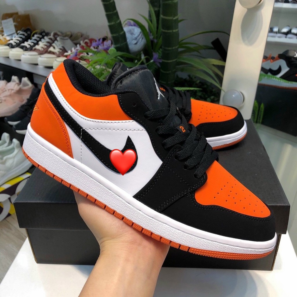 [ Giày jordan cam đen cổ thấp ] Giày thể thao nam nữ 1/1