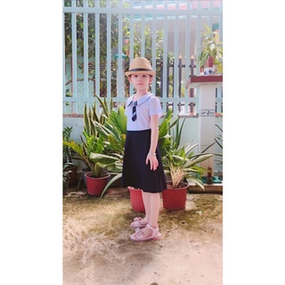 Đầm học sinh nữ cổ sen