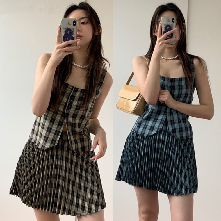 (ORDER) Set áo vest ba lỗ kẻ sọc caro cổ điển+ Chân váy xếp ly xòe ngắn style Hàn Quốc sang trọng | BigBuy360 - bigbuy360.vn