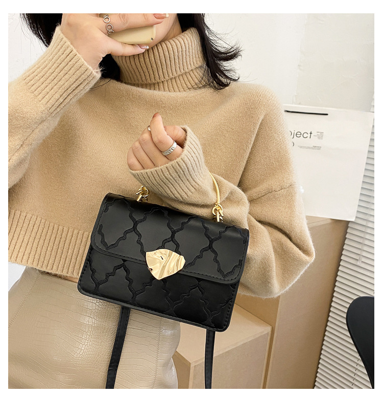 Túi xách tay đeo vai IELGY dáng vuông phong cách Hàn Quốc thời trang dành cho nữ