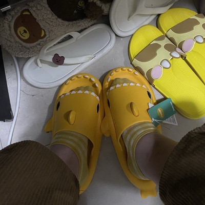 Dép cá mập bayby shark doo doo doo - US358 kèm ảnh thật