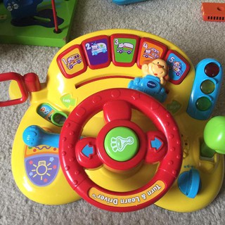 Đồ chơi vô lăng lái xe Vtech