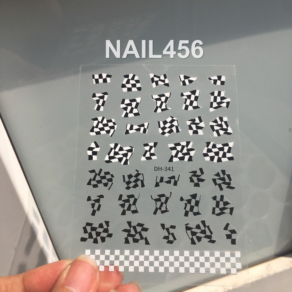 Sticker dán móng tay thương hiệu